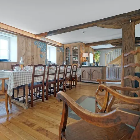 De La Forêt Casa de Férias